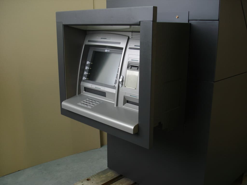 Перевозки банкоматов и сейфов